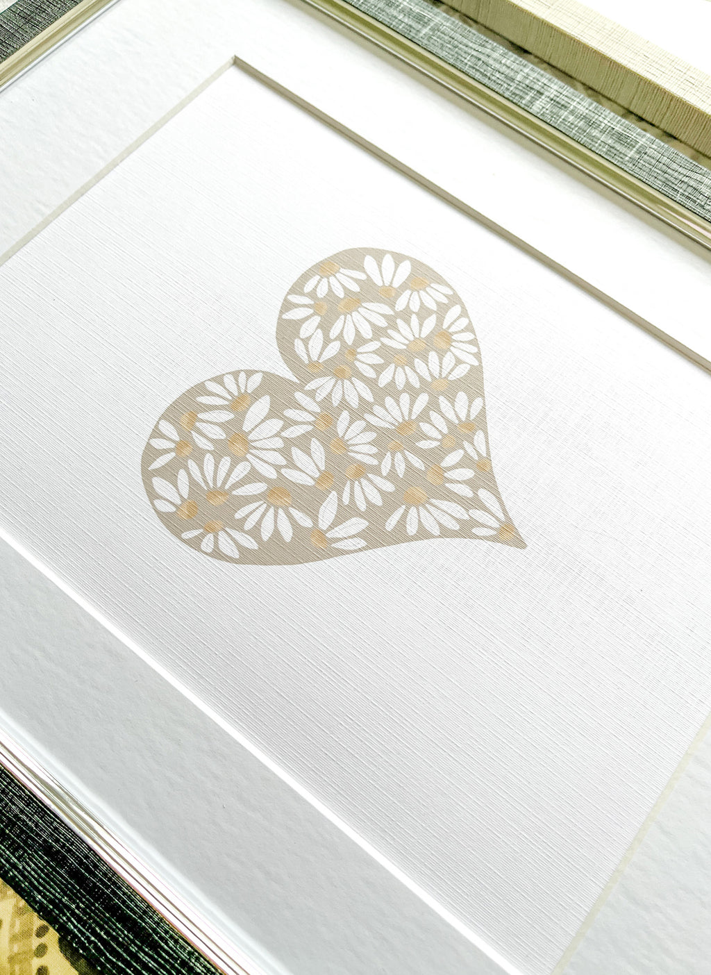 Daisy Patterned Heart